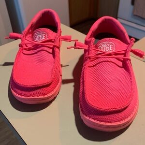Hey Dude size 6 bright pink shoes…in great condition. Only worn a few times.